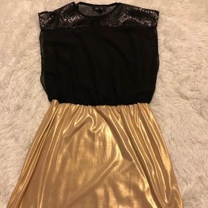 Girls dress